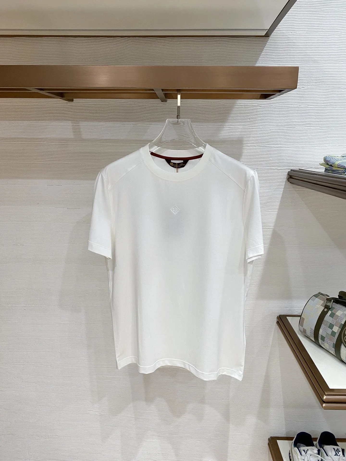 LP T ， + ， ， ， 。 Sizes：M-3XL